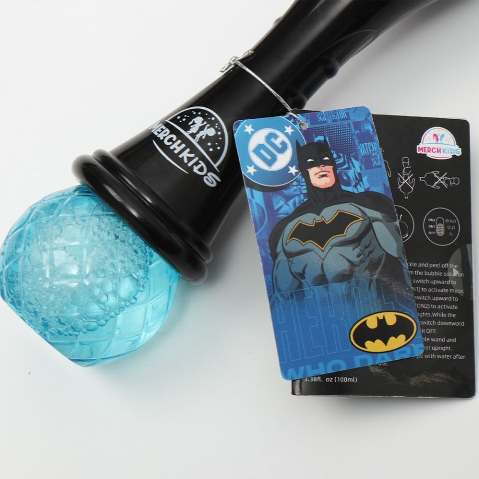 DC Comics Batman Light-Up Bubble Wand